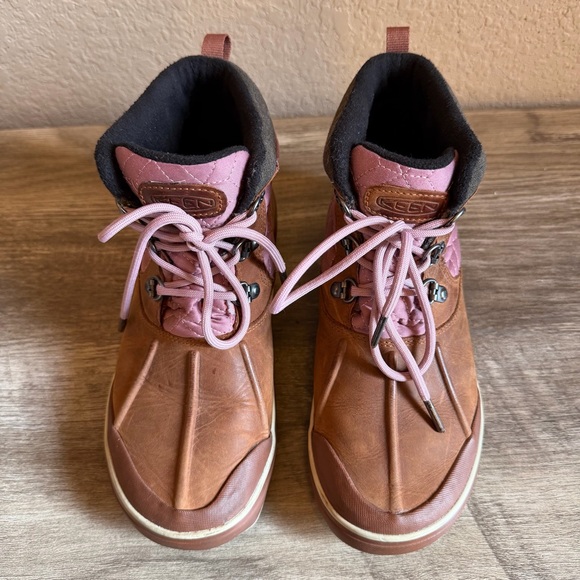 Keen Elsa II Quilted Waterproof Insulated Leather Boots - Picture 3 of 10